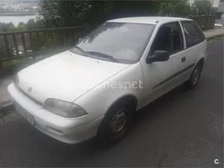 Blanco Usado 2002 Suzuki Swift GLS Berlina | 1800 €