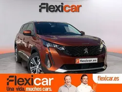 Naranja Usado 2021 Peugeot 5008 Allure Monovolumen | 23.790 € (Un poco caro)