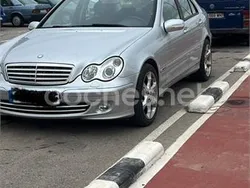 Gris / plata Usado 2006 Mercedes C180 Sport Edition Berlina | 6500 € (Precio justo)