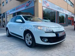 Blanco Usado 2012 Renault Mégane III Dynamique Berlina | 8490 € (Caro)