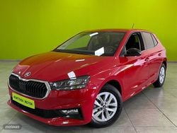 Rojo Usado 2025 Skoda Fabia Selection Utilitario | 18.800 € (Buen precio)