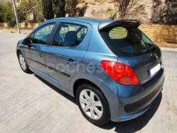 Gris / plata Usado 2007 Peugeot 207 Berlina | 3900 € (Precio justo)