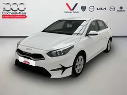 Blanco Usado 2024 Kia Ceed Berlina | 20.490 € (Precio justo)