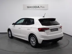 Blanco Usado 2024 Skoda Fabia Selection | 16.290 € (Buen precio)