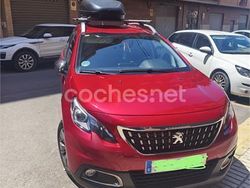 Rojo Usado 2018 Peugeot 2008 Style SUV | 11.990 € (Precio justo)