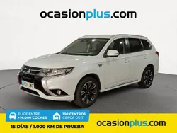 Blanco Usado 2017 Mitsubishi Outlander P-HEV SUV | 17.090 € (Precio justo)