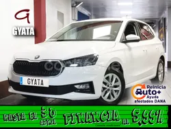 Blanco Usado 2024 Skoda Fabia Ambition Berlina | 14.500 € (Super precio)