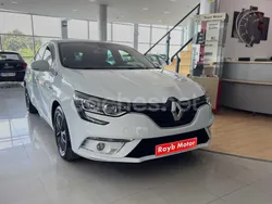 Blanco Usado 2017 Renault Mégane IV Intens Berlina | 11.890 € (Buen precio)