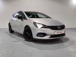 Gris / plata Usado 2021 Opel Astra Ultimate Berlina | 15.499 € (Caro)