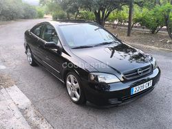 Negro Usado 2004 Opel Astra Edition Coupe | 5900 €