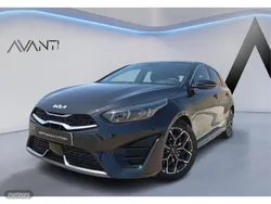 Negro Usado 2022 Kia Ceed GT GT-Line Berlina | 23.990 €