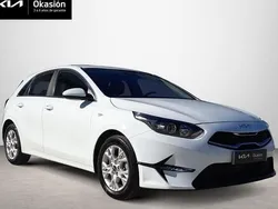 Blanco Usado 2024 Kia Ceed Berlina | 17.990 € (Precio justo)