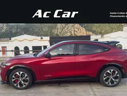 Rojo Usado 2021 Ford Mustang Mach-E SUV | 41.990 € (Precio justo)