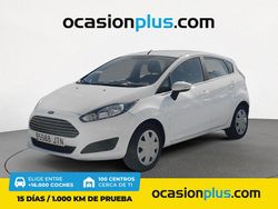 Blanco Usado 2016 Ford Fiesta Trend Utilitario | 8390 € (Precio justo)