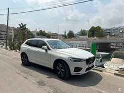 Blanco Usado 2018 Volvo XC60 R-Design SUV | 27.600 € (Precio justo)