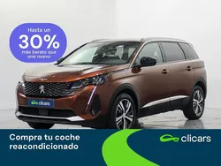 Marrón Usado 2023 Peugeot 5008 Allure Monovolumen | 25.990 € (Precio justo)