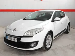 Blanco Usado 2012 Renault Mégane III Dynamique Berlina | 4900 € (Precio justo)