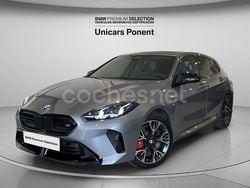 Gris / plata Usado 2025 BMW M135 Comfort Edition Utilitario | 52.500 € (Super precio)