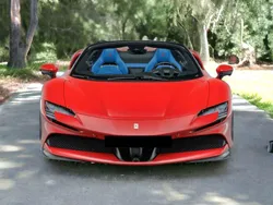 Rojo Usado 2023 Ferrari SF90 Descapotable | 599.500 € (Precio justo)