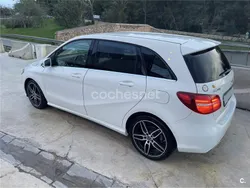 Blanco Usado 2018 Mercedes B200 Monovolumen | 13.500 € (Buen precio)