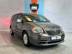 Gris / plata Usado 2015 Lancia Voyager Platinum Monovolumen | 14.990 € (Buen precio)