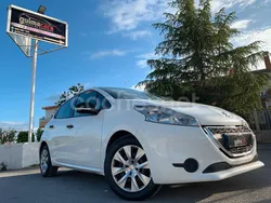 Blanco Usado 2014 Peugeot 208 Business-Line Utilitario | 5500 € (Precio justo)