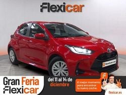 Rojo Usado 2023 Toyota Yaris Hybrid Business Edition Berlina | 19.990 € (Precio justo)