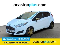 Blanco Usado 2014 Ford Fiesta Trend Utilitario | 9200 € (Precio justo)