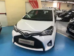 Blanco Usado 2015 Toyota Yaris Active Berlina | 10.900 € (Un poco caro)