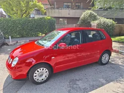 Rojo Usado 2002 VW Polo Highline Berlina | 2300 € (Precio justo)