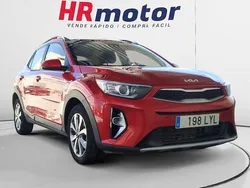 Usado 2022 Kia Stonic SUV | 14.300 € (Precio justo)