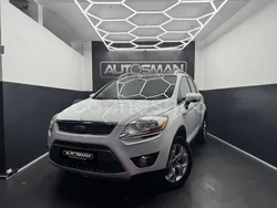 Blanco Usado 2010 Ford Kuga Titanium SUV | 7590 € (Precio justo)