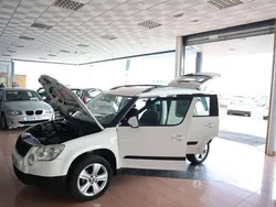 Blanco Usado 2011 Skoda Yeti Ambition SUV | 6100 € (Precio justo)