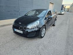 Negro Usado 2013 Kia Rio Berlina | 4900 € (Buen precio)