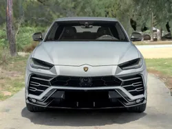Plateado Usado 2020 Lamborghini Urus SUV | 305.600 €