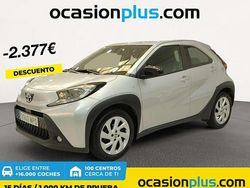 Gris Usado 2024 Toyota Aygo Play Utilitario | 13.173 € (Precio justo)