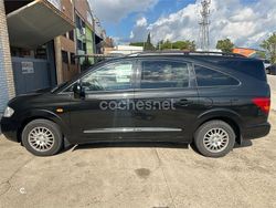 Negro Usado 2011 Ssangyong (KGM) Rodius Limited Monovolumen | 7500 € (Buen precio)