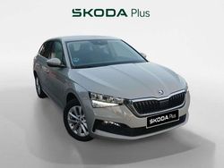 Gris Usado 2024 Skoda Scala Ambition Utilitario | 19.490 € (Un poco caro)