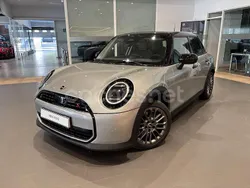 Gris / plata Usado 2025 Mini Cooper S Utilitario | 32.900 € (Un poco caro)