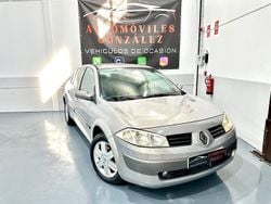 Gris / plata Usado 2006 Renault Mégane II Dynamique Berlina | 4499 € (Precio justo)