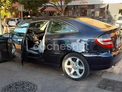Azul Usado 2007 Mercedes C200 Sport Edition Berlina | 4900 € (Super precio)