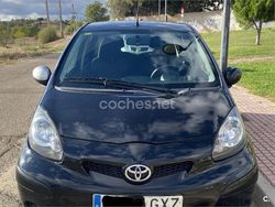 Negro Usado 2010 Toyota Aygo Utilitario | 3995 € (Precio justo)