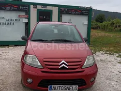Rojo Usado 2009 Citroën C3 Exclusive Utilitario | 3900 € (Precio justo)