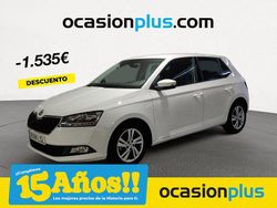 Blanco Usado 2021 Skoda Fabia Ambition Utilitario | 12.290 € (Precio justo)