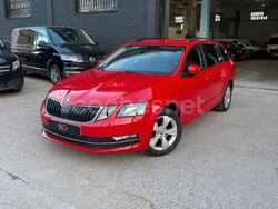 Rojo Usado 2019 Skoda Octavia Active Familiar | 13.500 € (Precio justo)