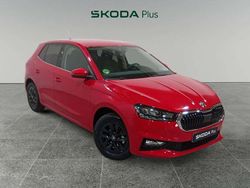 Rojo Usado 2025 Skoda Fabia Selection Utilitario | 18.900 € (Buen precio)