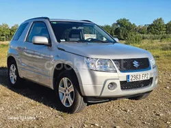 Gris / plata Usado 2007 Suzuki Grand Vitara SUV | 7200 € (Precio justo)