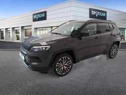 Gris / plata Usado 2025 Jeep Compass Altitude SUV | 32.500 € (Precio justo)