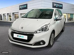 Blanco Usado 2017 Peugeot 208 Style Utilitario | 8990 € (Precio justo)
