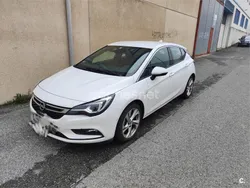 Usado 2017 Opel Astra Dynamic Berlina | 15.000 €